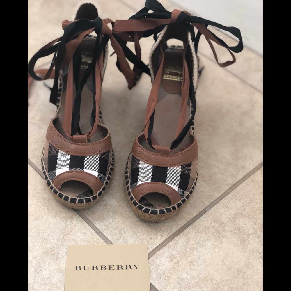 Beatific and Genuine Burberry Platform Sandal